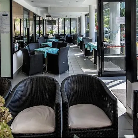 Hotel Grüne Perle Village Incluso Riccione